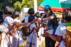 BIB: 3152
                            <button type="button" onclick="openModal(19104920)" class="btn btn-primary btn-sm float-right btn-popup" data-toggle="modal" data-target=".modal-high-quality">
                        <i class="fas fa-shopping-cart"></i> Add to Cart
                    </button>
                                            <button type="button" onclick="isThisMe(19104920, true)" class="btn btn-success btn-sm float-right btn-popup btn-isme hidden" data-toggle="tooltip" data-placement="bottom" title="นี่คือรูปของคุณใช่ไหม คลิกที่นี่เพื่อเอาเข้าอัลบั้ม">
                        <i class="fas fa-plus"></i> Add to album
                    </button>
                    <button type="button" onclick="isThisMe(19104920, false)" class="btn btn-warning btn-sm float-right btn-popup btn-isnotme hidden">
                        <i class="fas fa-ban"></i> Remove from album
                    </button>