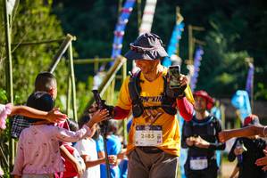 BIB: 2485
                            <button type="button" onclick="openModal(19107460)" class="btn btn-primary btn-sm float-right btn-popup" data-toggle="modal" data-target=".modal-high-quality">
                        <i class="fas fa-shopping-cart"></i> Add to Cart
                    </button>
                                            <button type="button" onclick="isThisMe(19107460, true)" class="btn btn-success btn-sm float-right btn-popup btn-isme hidden" data-toggle="tooltip" data-placement="bottom" title="นี่คือรูปของคุณใช่ไหม คลิกที่นี่เพื่อเอาเข้าอัลบั้ม">
                        <i class="fas fa-plus"></i> Add to album
                    </button>
                    <button type="button" onclick="isThisMe(19107460, false)" class="btn btn-warning btn-sm float-right btn-popup btn-isnotme hidden">
                        <i class="fas fa-ban"></i> Remove from album
                    </button>