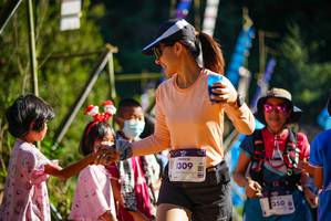 BIB: 510, 1309, 350
                            <button type="button" onclick="openModal(19110637)" class="btn btn-primary btn-sm float-right btn-popup" data-toggle="modal" data-target=".modal-high-quality">
                        <i class="fas fa-shopping-cart"></i> Add to Cart
                    </button>
                                            <button type="button" onclick="isThisMe(19110637, true)" class="btn btn-success btn-sm float-right btn-popup btn-isme hidden" data-toggle="tooltip" data-placement="bottom" title="นี่คือรูปของคุณใช่ไหม คลิกที่นี่เพื่อเอาเข้าอัลบั้ม">
                        <i class="fas fa-plus"></i> Add to album
                    </button>
                    <button type="button" onclick="isThisMe(19110637, false)" class="btn btn-warning btn-sm float-right btn-popup btn-isnotme hidden">
                        <i class="fas fa-ban"></i> Remove from album
                    </button>