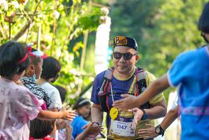 BIB: 1147
                            <button type="button" onclick="openModal(19117889)" class="btn btn-primary btn-sm float-right btn-popup" data-toggle="modal" data-target=".modal-high-quality">
                        <i class="fas fa-shopping-cart"></i> Add to Cart
                    </button>
                                            <button type="button" onclick="isThisMe(19117889, true)" class="btn btn-success btn-sm float-right btn-popup btn-isme hidden" data-toggle="tooltip" data-placement="bottom" title="นี่คือรูปของคุณใช่ไหม คลิกที่นี่เพื่อเอาเข้าอัลบั้ม">
                        <i class="fas fa-plus"></i> Add to album
                    </button>
                    <button type="button" onclick="isThisMe(19117889, false)" class="btn btn-warning btn-sm float-right btn-popup btn-isnotme hidden">
                        <i class="fas fa-ban"></i> Remove from album
                    </button>