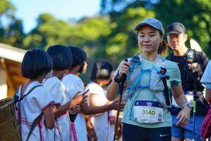 BIB: 3140
                            <button type="button" onclick="openModal(19099699)" class="btn btn-primary btn-sm float-right btn-popup" data-toggle="modal" data-target=".modal-high-quality">
                        <i class="fas fa-shopping-cart"></i> Add to Cart
                    </button>
                                            <button type="button" onclick="isThisMe(19099699, true)" class="btn btn-success btn-sm float-right btn-popup btn-isme hidden" data-toggle="tooltip" data-placement="bottom" title="นี่คือรูปของคุณใช่ไหม คลิกที่นี่เพื่อเอาเข้าอัลบั้ม">
                        <i class="fas fa-plus"></i> Add to album
                    </button>
                    <button type="button" onclick="isThisMe(19099699, false)" class="btn btn-warning btn-sm float-right btn-popup btn-isnotme hidden">
                        <i class="fas fa-ban"></i> Remove from album
                    </button>