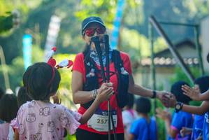 BIB: 257
                            <button type="button" onclick="openModal(19114721)" class="btn btn-primary btn-sm float-right btn-popup" data-toggle="modal" data-target=".modal-high-quality">
                        <i class="fas fa-shopping-cart"></i> Add to Cart
                    </button>
                                            <button type="button" onclick="isThisMe(19114721, true)" class="btn btn-success btn-sm float-right btn-popup btn-isme hidden" data-toggle="tooltip" data-placement="bottom" title="นี่คือรูปของคุณใช่ไหม คลิกที่นี่เพื่อเอาเข้าอัลบั้ม">
                        <i class="fas fa-plus"></i> Add to album
                    </button>
                    <button type="button" onclick="isThisMe(19114721, false)" class="btn btn-warning btn-sm float-right btn-popup btn-isnotme hidden">
                        <i class="fas fa-ban"></i> Remove from album
                    </button>