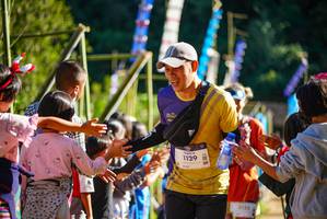 BIB: 1129, 3125
                            <button type="button" onclick="openModal(19093523)" class="btn btn-primary btn-sm float-right btn-popup" data-toggle="modal" data-target=".modal-high-quality">
                        <i class="fas fa-shopping-cart"></i> Add to Cart
                    </button>
                                            <button type="button" onclick="isThisMe(19093523, true)" class="btn btn-success btn-sm float-right btn-popup btn-isme hidden" data-toggle="tooltip" data-placement="bottom" title="นี่คือรูปของคุณใช่ไหม คลิกที่นี่เพื่อเอาเข้าอัลบั้ม">
                        <i class="fas fa-plus"></i> Add to album
                    </button>
                    <button type="button" onclick="isThisMe(19093523, false)" class="btn btn-warning btn-sm float-right btn-popup btn-isnotme hidden">
                        <i class="fas fa-ban"></i> Remove from album
                    </button>