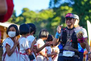 BIB: 2511, 
                            <button type="button" onclick="openModal(19100105)" class="btn btn-primary btn-sm float-right btn-popup" data-toggle="modal" data-target=".modal-high-quality">
                        <i class="fas fa-shopping-cart"></i> Add to Cart
                    </button>
                                            <button type="button" onclick="isThisMe(19100105, true)" class="btn btn-success btn-sm float-right btn-popup btn-isme hidden" data-toggle="tooltip" data-placement="bottom" title="นี่คือรูปของคุณใช่ไหม คลิกที่นี่เพื่อเอาเข้าอัลบั้ม">
                        <i class="fas fa-plus"></i> Add to album
                    </button>
                    <button type="button" onclick="isThisMe(19100105, false)" class="btn btn-warning btn-sm float-right btn-popup btn-isnotme hidden">
                        <i class="fas fa-ban"></i> Remove from album
                    </button>