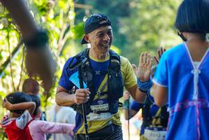 BIB: 313
                            <button type="button" onclick="openModal(19115622)" class="btn btn-primary btn-sm float-right btn-popup" data-toggle="modal" data-target=".modal-high-quality">
                        <i class="fas fa-shopping-cart"></i> Add to Cart
                    </button>
                                            <button type="button" onclick="isThisMe(19115622, true)" class="btn btn-success btn-sm float-right btn-popup btn-isme hidden" data-toggle="tooltip" data-placement="bottom" title="นี่คือรูปของคุณใช่ไหม คลิกที่นี่เพื่อเอาเข้าอัลบั้ม">
                        <i class="fas fa-plus"></i> Add to album
                    </button>
                    <button type="button" onclick="isThisMe(19115622, false)" class="btn btn-warning btn-sm float-right btn-popup btn-isnotme hidden">
                        <i class="fas fa-ban"></i> Remove from album
                    </button>