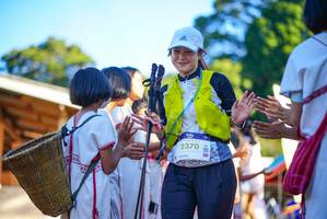 BIB: 130, 2370
                            <button type="button" onclick="openModal(19097448)" class="btn btn-primary btn-sm float-right btn-popup" data-toggle="modal" data-target=".modal-high-quality">
                        <i class="fas fa-shopping-cart"></i> Add to Cart
                    </button>
                                            <button type="button" onclick="isThisMe(19097448, true)" class="btn btn-success btn-sm float-right btn-popup btn-isme hidden" data-toggle="tooltip" data-placement="bottom" title="นี่คือรูปของคุณใช่ไหม คลิกที่นี่เพื่อเอาเข้าอัลบั้ม">
                        <i class="fas fa-plus"></i> Add to album
                    </button>
                    <button type="button" onclick="isThisMe(19097448, false)" class="btn btn-warning btn-sm float-right btn-popup btn-isnotme hidden">
                        <i class="fas fa-ban"></i> Remove from album
                    </button>