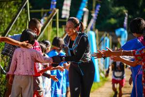 BIB: 
                            <button type="button" onclick="openModal(19107256)" class="btn btn-primary btn-sm float-right btn-popup" data-toggle="modal" data-target=".modal-high-quality">
                        <i class="fas fa-shopping-cart"></i> Add to Cart
                    </button>
                                            <button type="button" onclick="isThisMe(19107256, true)" class="btn btn-success btn-sm float-right btn-popup btn-isme hidden" data-toggle="tooltip" data-placement="bottom" title="นี่คือรูปของคุณใช่ไหม คลิกที่นี่เพื่อเอาเข้าอัลบั้ม">
                        <i class="fas fa-plus"></i> Add to album
                    </button>
                    <button type="button" onclick="isThisMe(19107256, false)" class="btn btn-warning btn-sm float-right btn-popup btn-isnotme hidden">
                        <i class="fas fa-ban"></i> Remove from album
                    </button>