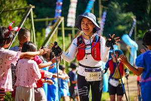 BIB: 2340
                            <button type="button" onclick="openModal(19108016)" class="btn btn-primary btn-sm float-right btn-popup" data-toggle="modal" data-target=".modal-high-quality">
                        <i class="fas fa-shopping-cart"></i> Add to Cart
                    </button>
                                            <button type="button" onclick="isThisMe(19108016, true)" class="btn btn-success btn-sm float-right btn-popup btn-isme hidden" data-toggle="tooltip" data-placement="bottom" title="นี่คือรูปของคุณใช่ไหม คลิกที่นี่เพื่อเอาเข้าอัลบั้ม">
                        <i class="fas fa-plus"></i> Add to album
                    </button>
                    <button type="button" onclick="isThisMe(19108016, false)" class="btn btn-warning btn-sm float-right btn-popup btn-isnotme hidden">
                        <i class="fas fa-ban"></i> Remove from album
                    </button>