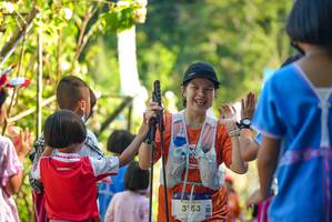 BIB: 3783
                            <button type="button" onclick="openModal(19118119)" class="btn btn-primary btn-sm float-right btn-popup" data-toggle="modal" data-target=".modal-high-quality">
                        <i class="fas fa-shopping-cart"></i> Add to Cart
                    </button>
                                            <button type="button" onclick="isThisMe(19118119, true)" class="btn btn-success btn-sm float-right btn-popup btn-isme hidden" data-toggle="tooltip" data-placement="bottom" title="นี่คือรูปของคุณใช่ไหม คลิกที่นี่เพื่อเอาเข้าอัลบั้ม">
                        <i class="fas fa-plus"></i> Add to album
                    </button>
                    <button type="button" onclick="isThisMe(19118119, false)" class="btn btn-warning btn-sm float-right btn-popup btn-isnotme hidden">
                        <i class="fas fa-ban"></i> Remove from album
                    </button>