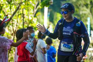 BIB: 
                            <button type="button" onclick="openModal(19115198)" class="btn btn-primary btn-sm float-right btn-popup" data-toggle="modal" data-target=".modal-high-quality">
                        <i class="fas fa-shopping-cart"></i> Add to Cart
                    </button>
                                            <button type="button" onclick="isThisMe(19115198, true)" class="btn btn-success btn-sm float-right btn-popup btn-isme hidden" data-toggle="tooltip" data-placement="bottom" title="นี่คือรูปของคุณใช่ไหม คลิกที่นี่เพื่อเอาเข้าอัลบั้ม">
                        <i class="fas fa-plus"></i> Add to album
                    </button>
                    <button type="button" onclick="isThisMe(19115198, false)" class="btn btn-warning btn-sm float-right btn-popup btn-isnotme hidden">
                        <i class="fas fa-ban"></i> Remove from album
                    </button>