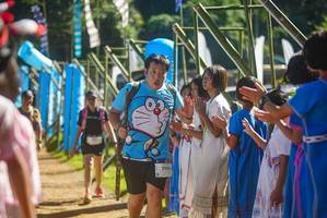 BIB: 295
                            <button type="button" onclick="openModal(19113607)" class="btn btn-primary btn-sm float-right btn-popup" data-toggle="modal" data-target=".modal-high-quality">
                        <i class="fas fa-shopping-cart"></i> Add to Cart
                    </button>
                                            <button type="button" onclick="isThisMe(19113607, true)" class="btn btn-success btn-sm float-right btn-popup btn-isme hidden" data-toggle="tooltip" data-placement="bottom" title="นี่คือรูปของคุณใช่ไหม คลิกที่นี่เพื่อเอาเข้าอัลบั้ม">
                        <i class="fas fa-plus"></i> Add to album
                    </button>
                    <button type="button" onclick="isThisMe(19113607, false)" class="btn btn-warning btn-sm float-right btn-popup btn-isnotme hidden">
                        <i class="fas fa-ban"></i> Remove from album
                    </button>