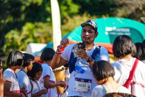 BIB: 3021
                            <button type="button" onclick="openModal(19103800)" class="btn btn-primary btn-sm float-right btn-popup" data-toggle="modal" data-target=".modal-high-quality">
                        <i class="fas fa-shopping-cart"></i> Add to Cart
                    </button>
                                            <button type="button" onclick="isThisMe(19103800, true)" class="btn btn-success btn-sm float-right btn-popup btn-isme hidden" data-toggle="tooltip" data-placement="bottom" title="นี่คือรูปของคุณใช่ไหม คลิกที่นี่เพื่อเอาเข้าอัลบั้ม">
                        <i class="fas fa-plus"></i> Add to album
                    </button>
                    <button type="button" onclick="isThisMe(19103800, false)" class="btn btn-warning btn-sm float-right btn-popup btn-isnotme hidden">
                        <i class="fas fa-ban"></i> Remove from album
                    </button>