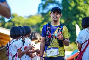 BIB: 2402
                            <button type="button" onclick="openModal(19099506)" class="btn btn-primary btn-sm float-right btn-popup" data-toggle="modal" data-target=".modal-high-quality">
                        <i class="fas fa-shopping-cart"></i> Add to Cart
                    </button>
                                            <button type="button" onclick="isThisMe(19099506, true)" class="btn btn-success btn-sm float-right btn-popup btn-isme hidden" data-toggle="tooltip" data-placement="bottom" title="นี่คือรูปของคุณใช่ไหม คลิกที่นี่เพื่อเอาเข้าอัลบั้ม">
                        <i class="fas fa-plus"></i> Add to album
                    </button>
                    <button type="button" onclick="isThisMe(19099506, false)" class="btn btn-warning btn-sm float-right btn-popup btn-isnotme hidden">
                        <i class="fas fa-ban"></i> Remove from album
                    </button>