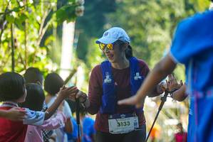 BIB: 3133
                            <button type="button" onclick="openModal(19114535)" class="btn btn-primary btn-sm float-right btn-popup" data-toggle="modal" data-target=".modal-high-quality">
                        <i class="fas fa-shopping-cart"></i> Add to Cart
                    </button>
                                            <button type="button" onclick="isThisMe(19114535, true)" class="btn btn-success btn-sm float-right btn-popup btn-isme hidden" data-toggle="tooltip" data-placement="bottom" title="นี่คือรูปของคุณใช่ไหม คลิกที่นี่เพื่อเอาเข้าอัลบั้ม">
                        <i class="fas fa-plus"></i> Add to album
                    </button>
                    <button type="button" onclick="isThisMe(19114535, false)" class="btn btn-warning btn-sm float-right btn-popup btn-isnotme hidden">
                        <i class="fas fa-ban"></i> Remove from album
                    </button>