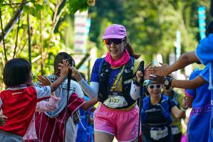 BIB: 3137
                            <button type="button" onclick="openModal(19116574)" class="btn btn-primary btn-sm float-right btn-popup" data-toggle="modal" data-target=".modal-high-quality">
                        <i class="fas fa-shopping-cart"></i> Add to Cart
                    </button>
                                            <button type="button" onclick="isThisMe(19116574, true)" class="btn btn-success btn-sm float-right btn-popup btn-isme hidden" data-toggle="tooltip" data-placement="bottom" title="นี่คือรูปของคุณใช่ไหม คลิกที่นี่เพื่อเอาเข้าอัลบั้ม">
                        <i class="fas fa-plus"></i> Add to album
                    </button>
                    <button type="button" onclick="isThisMe(19116574, false)" class="btn btn-warning btn-sm float-right btn-popup btn-isnotme hidden">
                        <i class="fas fa-ban"></i> Remove from album
                    </button>