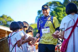 BIB: 3062
                            <button type="button" onclick="openModal(19097429)" class="btn btn-primary btn-sm float-right btn-popup" data-toggle="modal" data-target=".modal-high-quality">
                        <i class="fas fa-shopping-cart"></i> Add to Cart
                    </button>
                                            <button type="button" onclick="isThisMe(19097429, true)" class="btn btn-success btn-sm float-right btn-popup btn-isme hidden" data-toggle="tooltip" data-placement="bottom" title="นี่คือรูปของคุณใช่ไหม คลิกที่นี่เพื่อเอาเข้าอัลบั้ม">
                        <i class="fas fa-plus"></i> Add to album
                    </button>
                    <button type="button" onclick="isThisMe(19097429, false)" class="btn btn-warning btn-sm float-right btn-popup btn-isnotme hidden">
                        <i class="fas fa-ban"></i> Remove from album
                    </button>