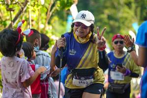 BIB: 1462
                            <button type="button" onclick="openModal(19117998)" class="btn btn-primary btn-sm float-right btn-popup" data-toggle="modal" data-target=".modal-high-quality">
                        <i class="fas fa-shopping-cart"></i> Add to Cart
                    </button>
                                            <button type="button" onclick="isThisMe(19117998, true)" class="btn btn-success btn-sm float-right btn-popup btn-isme hidden" data-toggle="tooltip" data-placement="bottom" title="นี่คือรูปของคุณใช่ไหม คลิกที่นี่เพื่อเอาเข้าอัลบั้ม">
                        <i class="fas fa-plus"></i> Add to album
                    </button>
                    <button type="button" onclick="isThisMe(19117998, false)" class="btn btn-warning btn-sm float-right btn-popup btn-isnotme hidden">
                        <i class="fas fa-ban"></i> Remove from album
                    </button>