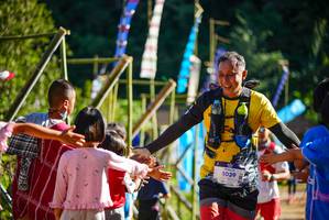 BIB: 1039
                            <button type="button" onclick="openModal(19107737)" class="btn btn-primary btn-sm float-right btn-popup" data-toggle="modal" data-target=".modal-high-quality">
                        <i class="fas fa-shopping-cart"></i> Add to Cart
                    </button>
                                            <button type="button" onclick="isThisMe(19107737, true)" class="btn btn-success btn-sm float-right btn-popup btn-isme hidden" data-toggle="tooltip" data-placement="bottom" title="นี่คือรูปของคุณใช่ไหม คลิกที่นี่เพื่อเอาเข้าอัลบั้ม">
                        <i class="fas fa-plus"></i> Add to album
                    </button>
                    <button type="button" onclick="isThisMe(19107737, false)" class="btn btn-warning btn-sm float-right btn-popup btn-isnotme hidden">
                        <i class="fas fa-ban"></i> Remove from album
                    </button>