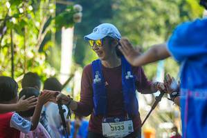 BIB: 3133
                            <button type="button" onclick="openModal(19114541)" class="btn btn-primary btn-sm float-right btn-popup" data-toggle="modal" data-target=".modal-high-quality">
                        <i class="fas fa-shopping-cart"></i> Add to Cart
                    </button>
                                            <button type="button" onclick="isThisMe(19114541, true)" class="btn btn-success btn-sm float-right btn-popup btn-isme hidden" data-toggle="tooltip" data-placement="bottom" title="นี่คือรูปของคุณใช่ไหม คลิกที่นี่เพื่อเอาเข้าอัลบั้ม">
                        <i class="fas fa-plus"></i> Add to album
                    </button>
                    <button type="button" onclick="isThisMe(19114541, false)" class="btn btn-warning btn-sm float-right btn-popup btn-isnotme hidden">
                        <i class="fas fa-ban"></i> Remove from album
                    </button>