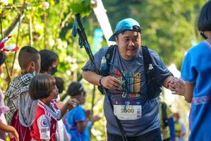 BIB: 2500, 185369
                            <button type="button" onclick="openModal(19117765)" class="btn btn-primary btn-sm float-right btn-popup" data-toggle="modal" data-target=".modal-high-quality">
                        <i class="fas fa-shopping-cart"></i> Add to Cart
                    </button>
                                            <button type="button" onclick="isThisMe(19117765, true)" class="btn btn-success btn-sm float-right btn-popup btn-isme hidden" data-toggle="tooltip" data-placement="bottom" title="นี่คือรูปของคุณใช่ไหม คลิกที่นี่เพื่อเอาเข้าอัลบั้ม">
                        <i class="fas fa-plus"></i> Add to album
                    </button>
                    <button type="button" onclick="isThisMe(19117765, false)" class="btn btn-warning btn-sm float-right btn-popup btn-isnotme hidden">
                        <i class="fas fa-ban"></i> Remove from album
                    </button>