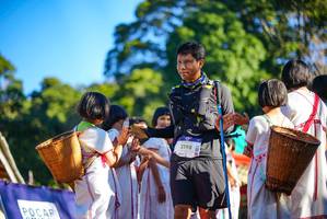 BIB: 2198
                            <button type="button" onclick="openModal(19102890)" class="btn btn-primary btn-sm float-right btn-popup" data-toggle="modal" data-target=".modal-high-quality">
                        <i class="fas fa-shopping-cart"></i> Add to Cart
                    </button>
                                            <button type="button" onclick="isThisMe(19102890, true)" class="btn btn-success btn-sm float-right btn-popup btn-isme hidden" data-toggle="tooltip" data-placement="bottom" title="นี่คือรูปของคุณใช่ไหม คลิกที่นี่เพื่อเอาเข้าอัลบั้ม">
                        <i class="fas fa-plus"></i> Add to album
                    </button>
                    <button type="button" onclick="isThisMe(19102890, false)" class="btn btn-warning btn-sm float-right btn-popup btn-isnotme hidden">
                        <i class="fas fa-ban"></i> Remove from album
                    </button>