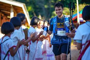 BIB: 042, 2273
                            <button type="button" onclick="openModal(19096251)" class="btn btn-primary btn-sm float-right btn-popup" data-toggle="modal" data-target=".modal-high-quality">
                        <i class="fas fa-shopping-cart"></i> Add to Cart
                    </button>
                                            <button type="button" onclick="isThisMe(19096251, true)" class="btn btn-success btn-sm float-right btn-popup btn-isme hidden" data-toggle="tooltip" data-placement="bottom" title="นี่คือรูปของคุณใช่ไหม คลิกที่นี่เพื่อเอาเข้าอัลบั้ม">
                        <i class="fas fa-plus"></i> Add to album
                    </button>
                    <button type="button" onclick="isThisMe(19096251, false)" class="btn btn-warning btn-sm float-right btn-popup btn-isnotme hidden">
                        <i class="fas fa-ban"></i> Remove from album
                    </button>