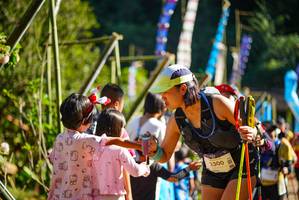 BIB: 2300
                            <button type="button" onclick="openModal(19109873)" class="btn btn-primary btn-sm float-right btn-popup" data-toggle="modal" data-target=".modal-high-quality">
                        <i class="fas fa-shopping-cart"></i> Add to Cart
                    </button>
                                            <button type="button" onclick="isThisMe(19109873, true)" class="btn btn-success btn-sm float-right btn-popup btn-isme hidden" data-toggle="tooltip" data-placement="bottom" title="นี่คือรูปของคุณใช่ไหม คลิกที่นี่เพื่อเอาเข้าอัลบั้ม">
                        <i class="fas fa-plus"></i> Add to album
                    </button>
                    <button type="button" onclick="isThisMe(19109873, false)" class="btn btn-warning btn-sm float-right btn-popup btn-isnotme hidden">
                        <i class="fas fa-ban"></i> Remove from album
                    </button>