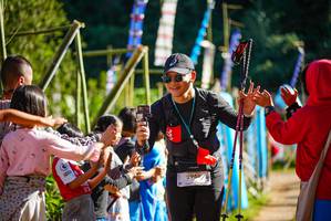 BIB: 322, 2961, 
                            <button type="button" onclick="openModal(19093166)" class="btn btn-primary btn-sm float-right btn-popup" data-toggle="modal" data-target=".modal-high-quality">
                        <i class="fas fa-shopping-cart"></i> Add to Cart
                    </button>
                                            <button type="button" onclick="isThisMe(19093166, true)" class="btn btn-success btn-sm float-right btn-popup btn-isme hidden" data-toggle="tooltip" data-placement="bottom" title="นี่คือรูปของคุณใช่ไหม คลิกที่นี่เพื่อเอาเข้าอัลบั้ม">
                        <i class="fas fa-plus"></i> Add to album
                    </button>
                    <button type="button" onclick="isThisMe(19093166, false)" class="btn btn-warning btn-sm float-right btn-popup btn-isnotme hidden">
                        <i class="fas fa-ban"></i> Remove from album
                    </button>