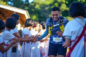 BIB: 2753
                            <button type="button" onclick="openModal(19096127)" class="btn btn-primary btn-sm float-right btn-popup" data-toggle="modal" data-target=".modal-high-quality">
                        <i class="fas fa-shopping-cart"></i> Add to Cart
                    </button>
                                            <button type="button" onclick="isThisMe(19096127, true)" class="btn btn-success btn-sm float-right btn-popup btn-isme hidden" data-toggle="tooltip" data-placement="bottom" title="นี่คือรูปของคุณใช่ไหม คลิกที่นี่เพื่อเอาเข้าอัลบั้ม">
                        <i class="fas fa-plus"></i> Add to album
                    </button>
                    <button type="button" onclick="isThisMe(19096127, false)" class="btn btn-warning btn-sm float-right btn-popup btn-isnotme hidden">
                        <i class="fas fa-ban"></i> Remove from album
                    </button>