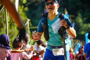 BIB: 900, 2385
                            <button type="button" onclick="openModal(19110423)" class="btn btn-primary btn-sm float-right btn-popup" data-toggle="modal" data-target=".modal-high-quality">
                        <i class="fas fa-shopping-cart"></i> Add to Cart
                    </button>
                                            <button type="button" onclick="isThisMe(19110423, true)" class="btn btn-success btn-sm float-right btn-popup btn-isme hidden" data-toggle="tooltip" data-placement="bottom" title="นี่คือรูปของคุณใช่ไหม คลิกที่นี่เพื่อเอาเข้าอัลบั้ม">
                        <i class="fas fa-plus"></i> Add to album
                    </button>
                    <button type="button" onclick="isThisMe(19110423, false)" class="btn btn-warning btn-sm float-right btn-popup btn-isnotme hidden">
                        <i class="fas fa-ban"></i> Remove from album
                    </button>