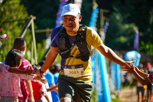 BIB: 3085
                            <button type="button" onclick="openModal(19107430)" class="btn btn-primary btn-sm float-right btn-popup" data-toggle="modal" data-target=".modal-high-quality">
                        <i class="fas fa-shopping-cart"></i> Add to Cart
                    </button>
                                            <button type="button" onclick="isThisMe(19107430, true)" class="btn btn-success btn-sm float-right btn-popup btn-isme hidden" data-toggle="tooltip" data-placement="bottom" title="นี่คือรูปของคุณใช่ไหม คลิกที่นี่เพื่อเอาเข้าอัลบั้ม">
                        <i class="fas fa-plus"></i> Add to album
                    </button>
                    <button type="button" onclick="isThisMe(19107430, false)" class="btn btn-warning btn-sm float-right btn-popup btn-isnotme hidden">
                        <i class="fas fa-ban"></i> Remove from album
                    </button>