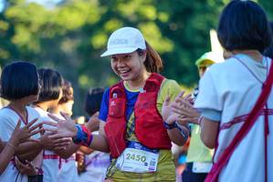 BIB: 2450
                            <button type="button" onclick="openModal(19094771)" class="btn btn-primary btn-sm float-right btn-popup" data-toggle="modal" data-target=".modal-high-quality">
                        <i class="fas fa-shopping-cart"></i> Add to Cart
                    </button>
                                            <button type="button" onclick="isThisMe(19094771, true)" class="btn btn-success btn-sm float-right btn-popup btn-isme hidden" data-toggle="tooltip" data-placement="bottom" title="นี่คือรูปของคุณใช่ไหม คลิกที่นี่เพื่อเอาเข้าอัลบั้ม">
                        <i class="fas fa-plus"></i> Add to album
                    </button>
                    <button type="button" onclick="isThisMe(19094771, false)" class="btn btn-warning btn-sm float-right btn-popup btn-isnotme hidden">
                        <i class="fas fa-ban"></i> Remove from album
                    </button>