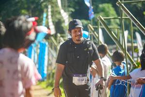 BIB: 1258
                            <button type="button" onclick="openModal(19113706)" class="btn btn-primary btn-sm float-right btn-popup" data-toggle="modal" data-target=".modal-high-quality">
                        <i class="fas fa-shopping-cart"></i> Add to Cart
                    </button>
                                            <button type="button" onclick="isThisMe(19113706, true)" class="btn btn-success btn-sm float-right btn-popup btn-isme hidden" data-toggle="tooltip" data-placement="bottom" title="นี่คือรูปของคุณใช่ไหม คลิกที่นี่เพื่อเอาเข้าอัลบั้ม">
                        <i class="fas fa-plus"></i> Add to album
                    </button>
                    <button type="button" onclick="isThisMe(19113706, false)" class="btn btn-warning btn-sm float-right btn-popup btn-isnotme hidden">
                        <i class="fas fa-ban"></i> Remove from album
                    </button>