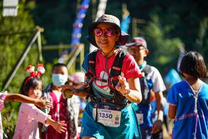 BIB: 1350
                            <button type="button" onclick="openModal(19110647)" class="btn btn-primary btn-sm float-right btn-popup" data-toggle="modal" data-target=".modal-high-quality">
                        <i class="fas fa-shopping-cart"></i> Add to Cart
                    </button>
                                            <button type="button" onclick="isThisMe(19110647, true)" class="btn btn-success btn-sm float-right btn-popup btn-isme hidden" data-toggle="tooltip" data-placement="bottom" title="นี่คือรูปของคุณใช่ไหม คลิกที่นี่เพื่อเอาเข้าอัลบั้ม">
                        <i class="fas fa-plus"></i> Add to album
                    </button>
                    <button type="button" onclick="isThisMe(19110647, false)" class="btn btn-warning btn-sm float-right btn-popup btn-isnotme hidden">
                        <i class="fas fa-ban"></i> Remove from album
                    </button>