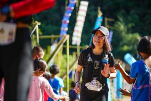 BIB: 1433
                            <button type="button" onclick="openModal(19109611)" class="btn btn-primary btn-sm float-right btn-popup" data-toggle="modal" data-target=".modal-high-quality">
                        <i class="fas fa-shopping-cart"></i> Add to Cart
                    </button>
                                            <button type="button" onclick="isThisMe(19109611, true)" class="btn btn-success btn-sm float-right btn-popup btn-isme hidden" data-toggle="tooltip" data-placement="bottom" title="นี่คือรูปของคุณใช่ไหม คลิกที่นี่เพื่อเอาเข้าอัลบั้ม">
                        <i class="fas fa-plus"></i> Add to album
                    </button>
                    <button type="button" onclick="isThisMe(19109611, false)" class="btn btn-warning btn-sm float-right btn-popup btn-isnotme hidden">
                        <i class="fas fa-ban"></i> Remove from album
                    </button>