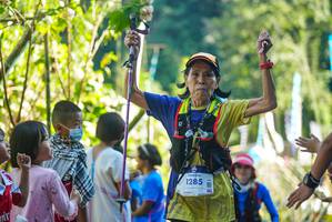 BIB: 1285
                            <button type="button" onclick="openModal(19115143)" class="btn btn-primary btn-sm float-right btn-popup" data-toggle="modal" data-target=".modal-high-quality">
                        <i class="fas fa-shopping-cart"></i> Add to Cart
                    </button>
                                            <button type="button" onclick="isThisMe(19115143, true)" class="btn btn-success btn-sm float-right btn-popup btn-isme hidden" data-toggle="tooltip" data-placement="bottom" title="นี่คือรูปของคุณใช่ไหม คลิกที่นี่เพื่อเอาเข้าอัลบั้ม">
                        <i class="fas fa-plus"></i> Add to album
                    </button>
                    <button type="button" onclick="isThisMe(19115143, false)" class="btn btn-warning btn-sm float-right btn-popup btn-isnotme hidden">
                        <i class="fas fa-ban"></i> Remove from album
                    </button>