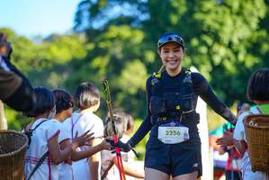 BIB: 3256
                            <button type="button" onclick="openModal(19101854)" class="btn btn-primary btn-sm float-right btn-popup" data-toggle="modal" data-target=".modal-high-quality">
                        <i class="fas fa-shopping-cart"></i> Add to Cart
                    </button>
                                            <button type="button" onclick="isThisMe(19101854, true)" class="btn btn-success btn-sm float-right btn-popup btn-isme hidden" data-toggle="tooltip" data-placement="bottom" title="นี่คือรูปของคุณใช่ไหม คลิกที่นี่เพื่อเอาเข้าอัลบั้ม">
                        <i class="fas fa-plus"></i> Add to album
                    </button>
                    <button type="button" onclick="isThisMe(19101854, false)" class="btn btn-warning btn-sm float-right btn-popup btn-isnotme hidden">
                        <i class="fas fa-ban"></i> Remove from album
                    </button>