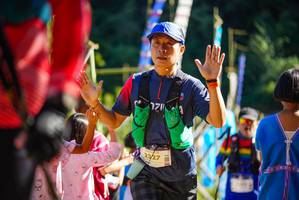 BIB: 2327
                            <button type="button" onclick="openModal(19109417)" class="btn btn-primary btn-sm float-right btn-popup" data-toggle="modal" data-target=".modal-high-quality">
                        <i class="fas fa-shopping-cart"></i> Add to Cart
                    </button>
                                            <button type="button" onclick="isThisMe(19109417, true)" class="btn btn-success btn-sm float-right btn-popup btn-isme hidden" data-toggle="tooltip" data-placement="bottom" title="นี่คือรูปของคุณใช่ไหม คลิกที่นี่เพื่อเอาเข้าอัลบั้ม">
                        <i class="fas fa-plus"></i> Add to album
                    </button>
                    <button type="button" onclick="isThisMe(19109417, false)" class="btn btn-warning btn-sm float-right btn-popup btn-isnotme hidden">
                        <i class="fas fa-ban"></i> Remove from album
                    </button>