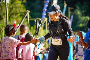 BIB: 3103
                            <button type="button" onclick="openModal(19109653)" class="btn btn-primary btn-sm float-right btn-popup" data-toggle="modal" data-target=".modal-high-quality">
                        <i class="fas fa-shopping-cart"></i> Add to Cart
                    </button>
                                            <button type="button" onclick="isThisMe(19109653, true)" class="btn btn-success btn-sm float-right btn-popup btn-isme hidden" data-toggle="tooltip" data-placement="bottom" title="นี่คือรูปของคุณใช่ไหม คลิกที่นี่เพื่อเอาเข้าอัลบั้ม">
                        <i class="fas fa-plus"></i> Add to album
                    </button>
                    <button type="button" onclick="isThisMe(19109653, false)" class="btn btn-warning btn-sm float-right btn-popup btn-isnotme hidden">
                        <i class="fas fa-ban"></i> Remove from album
                    </button>