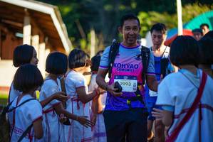 BIB: 2993
                            <button type="button" onclick="openModal(19095291)" class="btn btn-primary btn-sm float-right btn-popup" data-toggle="modal" data-target=".modal-high-quality">
                        <i class="fas fa-shopping-cart"></i> Add to Cart
                    </button>
                                            <button type="button" onclick="isThisMe(19095291, true)" class="btn btn-success btn-sm float-right btn-popup btn-isme hidden" data-toggle="tooltip" data-placement="bottom" title="นี่คือรูปของคุณใช่ไหม คลิกที่นี่เพื่อเอาเข้าอัลบั้ม">
                        <i class="fas fa-plus"></i> Add to album
                    </button>
                    <button type="button" onclick="isThisMe(19095291, false)" class="btn btn-warning btn-sm float-right btn-popup btn-isnotme hidden">
                        <i class="fas fa-ban"></i> Remove from album
                    </button>