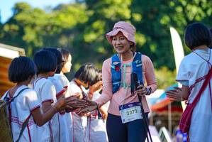 BIB: 2272
                            <button type="button" onclick="openModal(19098839)" class="btn btn-primary btn-sm float-right btn-popup" data-toggle="modal" data-target=".modal-high-quality">
                        <i class="fas fa-shopping-cart"></i> Add to Cart
                    </button>
                                            <button type="button" onclick="isThisMe(19098839, true)" class="btn btn-success btn-sm float-right btn-popup btn-isme hidden" data-toggle="tooltip" data-placement="bottom" title="นี่คือรูปของคุณใช่ไหม คลิกที่นี่เพื่อเอาเข้าอัลบั้ม">
                        <i class="fas fa-plus"></i> Add to album
                    </button>
                    <button type="button" onclick="isThisMe(19098839, false)" class="btn btn-warning btn-sm float-right btn-popup btn-isnotme hidden">
                        <i class="fas fa-ban"></i> Remove from album
                    </button>