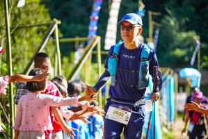 BIB: 2935
                            <button type="button" onclick="openModal(19107809)" class="btn btn-primary btn-sm float-right btn-popup" data-toggle="modal" data-target=".modal-high-quality">
                        <i class="fas fa-shopping-cart"></i> Add to Cart
                    </button>
                                            <button type="button" onclick="isThisMe(19107809, true)" class="btn btn-success btn-sm float-right btn-popup btn-isme hidden" data-toggle="tooltip" data-placement="bottom" title="นี่คือรูปของคุณใช่ไหม คลิกที่นี่เพื่อเอาเข้าอัลบั้ม">
                        <i class="fas fa-plus"></i> Add to album
                    </button>
                    <button type="button" onclick="isThisMe(19107809, false)" class="btn btn-warning btn-sm float-right btn-popup btn-isnotme hidden">
                        <i class="fas fa-ban"></i> Remove from album
                    </button>