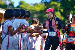 BIB: 2528, 2504
                            <button type="button" onclick="openModal(19101311)" class="btn btn-primary btn-sm float-right btn-popup" data-toggle="modal" data-target=".modal-high-quality">
                        <i class="fas fa-shopping-cart"></i> Add to Cart
                    </button>
                                            <button type="button" onclick="isThisMe(19101311, true)" class="btn btn-success btn-sm float-right btn-popup btn-isme hidden" data-toggle="tooltip" data-placement="bottom" title="นี่คือรูปของคุณใช่ไหม คลิกที่นี่เพื่อเอาเข้าอัลบั้ม">
                        <i class="fas fa-plus"></i> Add to album
                    </button>
                    <button type="button" onclick="isThisMe(19101311, false)" class="btn btn-warning btn-sm float-right btn-popup btn-isnotme hidden">
                        <i class="fas fa-ban"></i> Remove from album
                    </button>