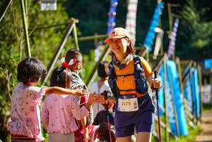 BIB: 3275, 
                            <button type="button" onclick="openModal(19110712)" class="btn btn-primary btn-sm float-right btn-popup" data-toggle="modal" data-target=".modal-high-quality">
                        <i class="fas fa-shopping-cart"></i> Add to Cart
                    </button>
                                            <button type="button" onclick="isThisMe(19110712, true)" class="btn btn-success btn-sm float-right btn-popup btn-isme hidden" data-toggle="tooltip" data-placement="bottom" title="นี่คือรูปของคุณใช่ไหม คลิกที่นี่เพื่อเอาเข้าอัลบั้ม">
                        <i class="fas fa-plus"></i> Add to album
                    </button>
                    <button type="button" onclick="isThisMe(19110712, false)" class="btn btn-warning btn-sm float-right btn-popup btn-isnotme hidden">
                        <i class="fas fa-ban"></i> Remove from album
                    </button>