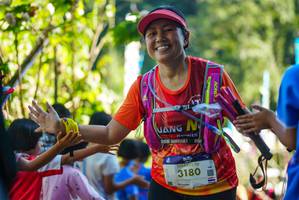 BIB: 3180, 140
                            <button type="button" onclick="openModal(19115448)" class="btn btn-primary btn-sm float-right btn-popup" data-toggle="modal" data-target=".modal-high-quality">
                        <i class="fas fa-shopping-cart"></i> Add to Cart
                    </button>
                                            <button type="button" onclick="isThisMe(19115448, true)" class="btn btn-success btn-sm float-right btn-popup btn-isme hidden" data-toggle="tooltip" data-placement="bottom" title="นี่คือรูปของคุณใช่ไหม คลิกที่นี่เพื่อเอาเข้าอัลบั้ม">
                        <i class="fas fa-plus"></i> Add to album
                    </button>
                    <button type="button" onclick="isThisMe(19115448, false)" class="btn btn-warning btn-sm float-right btn-popup btn-isnotme hidden">
                        <i class="fas fa-ban"></i> Remove from album
                    </button>