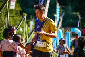 BIB: 1094
                            <button type="button" onclick="openModal(19091783)" class="btn btn-primary btn-sm float-right btn-popup" data-toggle="modal" data-target=".modal-high-quality">
                        <i class="fas fa-shopping-cart"></i> Add to Cart
                    </button>
                                            <button type="button" onclick="isThisMe(19091783, true)" class="btn btn-success btn-sm float-right btn-popup btn-isme hidden" data-toggle="tooltip" data-placement="bottom" title="นี่คือรูปของคุณใช่ไหม คลิกที่นี่เพื่อเอาเข้าอัลบั้ม">
                        <i class="fas fa-plus"></i> Add to album
                    </button>
                    <button type="button" onclick="isThisMe(19091783, false)" class="btn btn-warning btn-sm float-right btn-popup btn-isnotme hidden">
                        <i class="fas fa-ban"></i> Remove from album
                    </button>