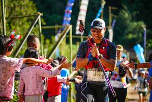 BIB: 2992
                            <button type="button" onclick="openModal(19109115)" class="btn btn-primary btn-sm float-right btn-popup" data-toggle="modal" data-target=".modal-high-quality">
                        <i class="fas fa-shopping-cart"></i> Add to Cart
                    </button>
                                            <button type="button" onclick="isThisMe(19109115, true)" class="btn btn-success btn-sm float-right btn-popup btn-isme hidden" data-toggle="tooltip" data-placement="bottom" title="นี่คือรูปของคุณใช่ไหม คลิกที่นี่เพื่อเอาเข้าอัลบั้ม">
                        <i class="fas fa-plus"></i> Add to album
                    </button>
                    <button type="button" onclick="isThisMe(19109115, false)" class="btn btn-warning btn-sm float-right btn-popup btn-isnotme hidden">
                        <i class="fas fa-ban"></i> Remove from album
                    </button>