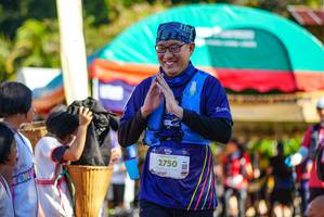 BIB: 2750
                            <button type="button" onclick="openModal(19104128)" class="btn btn-primary btn-sm float-right btn-popup" data-toggle="modal" data-target=".modal-high-quality">
                        <i class="fas fa-shopping-cart"></i> Add to Cart
                    </button>
                                            <button type="button" onclick="isThisMe(19104128, true)" class="btn btn-success btn-sm float-right btn-popup btn-isme hidden" data-toggle="tooltip" data-placement="bottom" title="นี่คือรูปของคุณใช่ไหม คลิกที่นี่เพื่อเอาเข้าอัลบั้ม">
                        <i class="fas fa-plus"></i> Add to album
                    </button>
                    <button type="button" onclick="isThisMe(19104128, false)" class="btn btn-warning btn-sm float-right btn-popup btn-isnotme hidden">
                        <i class="fas fa-ban"></i> Remove from album
                    </button>