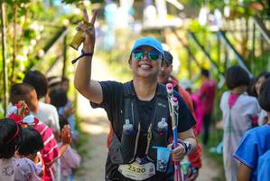 BIB: 2520, 
                            <button type="button" onclick="openModal(19118261)" class="btn btn-primary btn-sm float-right btn-popup" data-toggle="modal" data-target=".modal-high-quality">
                        <i class="fas fa-shopping-cart"></i> Add to Cart
                    </button>
                                            <button type="button" onclick="isThisMe(19118261, true)" class="btn btn-success btn-sm float-right btn-popup btn-isme hidden" data-toggle="tooltip" data-placement="bottom" title="นี่คือรูปของคุณใช่ไหม คลิกที่นี่เพื่อเอาเข้าอัลบั้ม">
                        <i class="fas fa-plus"></i> Add to album
                    </button>
                    <button type="button" onclick="isThisMe(19118261, false)" class="btn btn-warning btn-sm float-right btn-popup btn-isnotme hidden">
                        <i class="fas fa-ban"></i> Remove from album
                    </button>