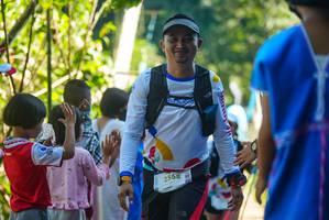 BIB: 2568
                            <button type="button" onclick="openModal(19115061)" class="btn btn-primary btn-sm float-right btn-popup" data-toggle="modal" data-target=".modal-high-quality">
                        <i class="fas fa-shopping-cart"></i> Add to Cart
                    </button>
                                            <button type="button" onclick="isThisMe(19115061, true)" class="btn btn-success btn-sm float-right btn-popup btn-isme hidden" data-toggle="tooltip" data-placement="bottom" title="นี่คือรูปของคุณใช่ไหม คลิกที่นี่เพื่อเอาเข้าอัลบั้ม">
                        <i class="fas fa-plus"></i> Add to album
                    </button>
                    <button type="button" onclick="isThisMe(19115061, false)" class="btn btn-warning btn-sm float-right btn-popup btn-isnotme hidden">
                        <i class="fas fa-ban"></i> Remove from album
                    </button>